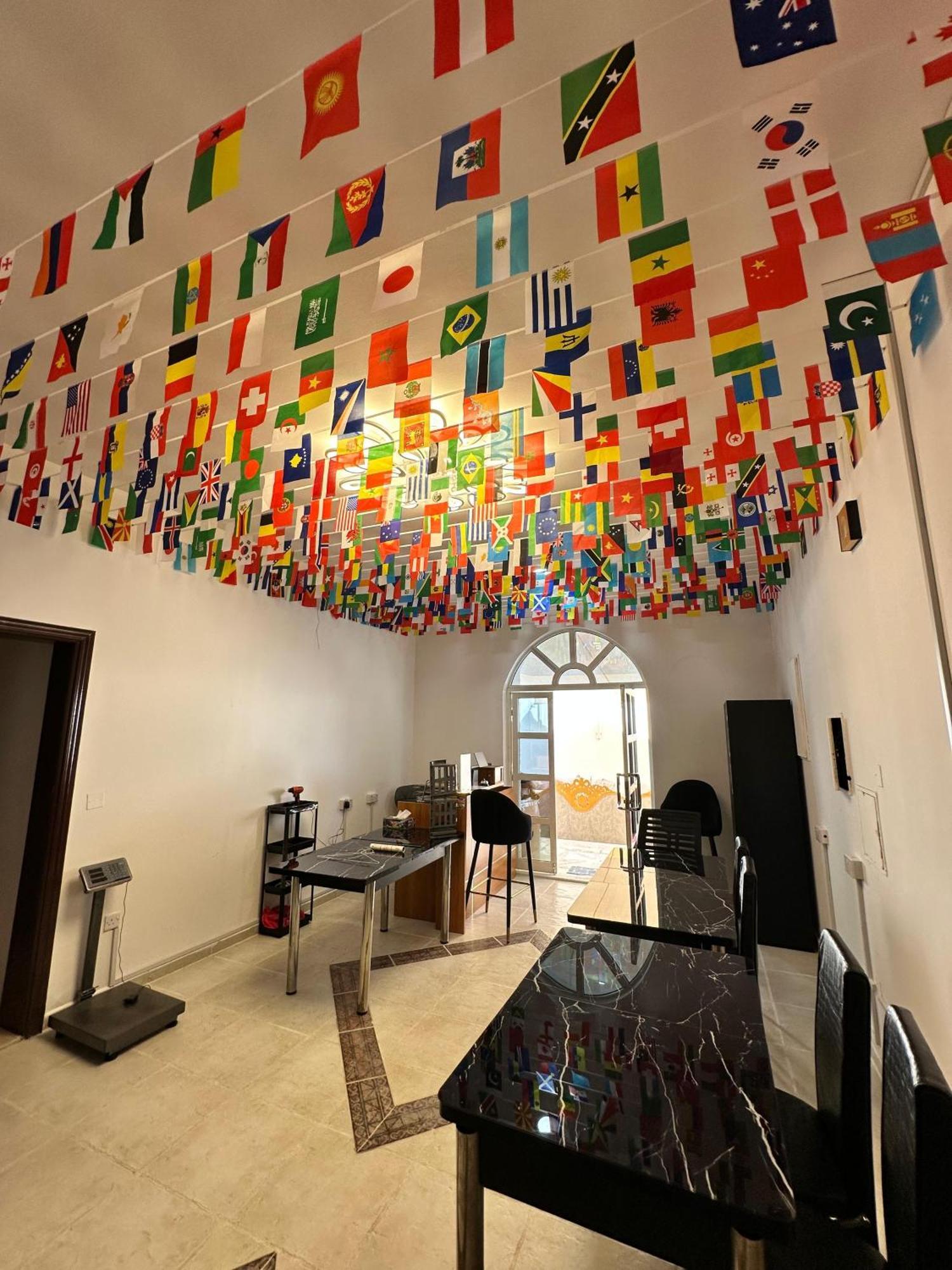 International Abu-Dhabi Hostel Villa アブダビ エクステリア 写真