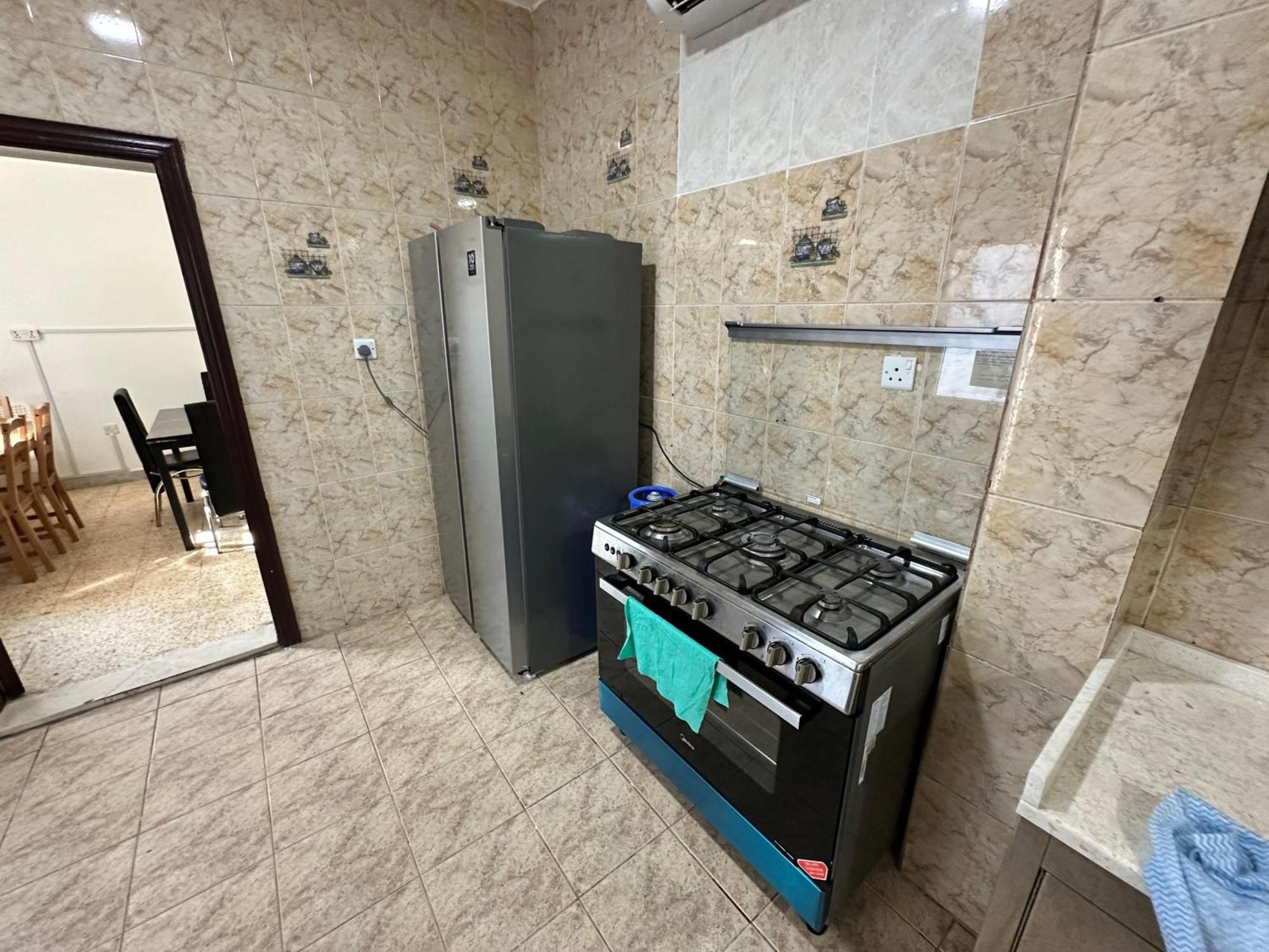 International Abu-Dhabi Hostel Villa アブダビ エクステリア 写真