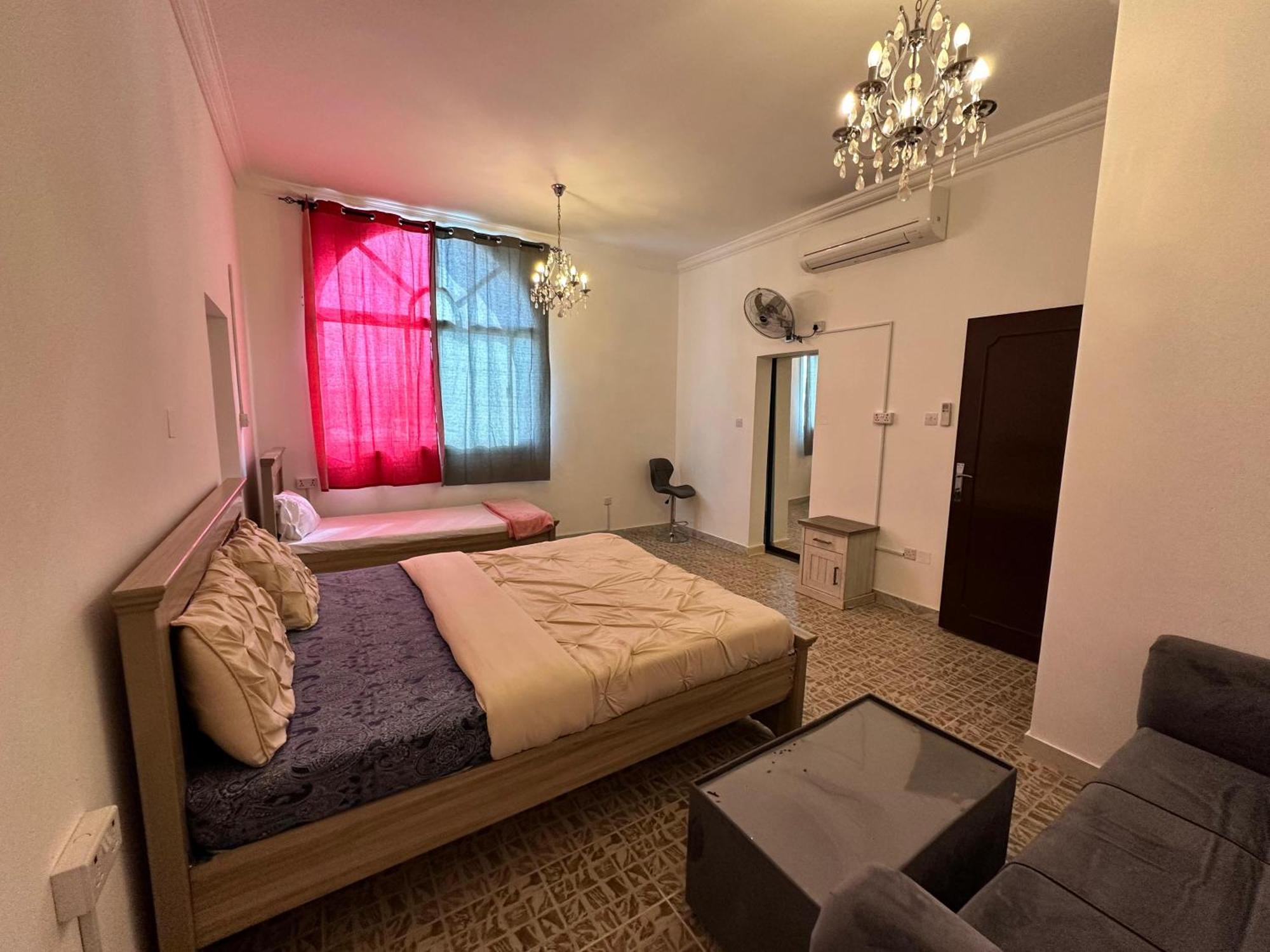International Abu-Dhabi Hostel Villa アブダビ エクステリア 写真