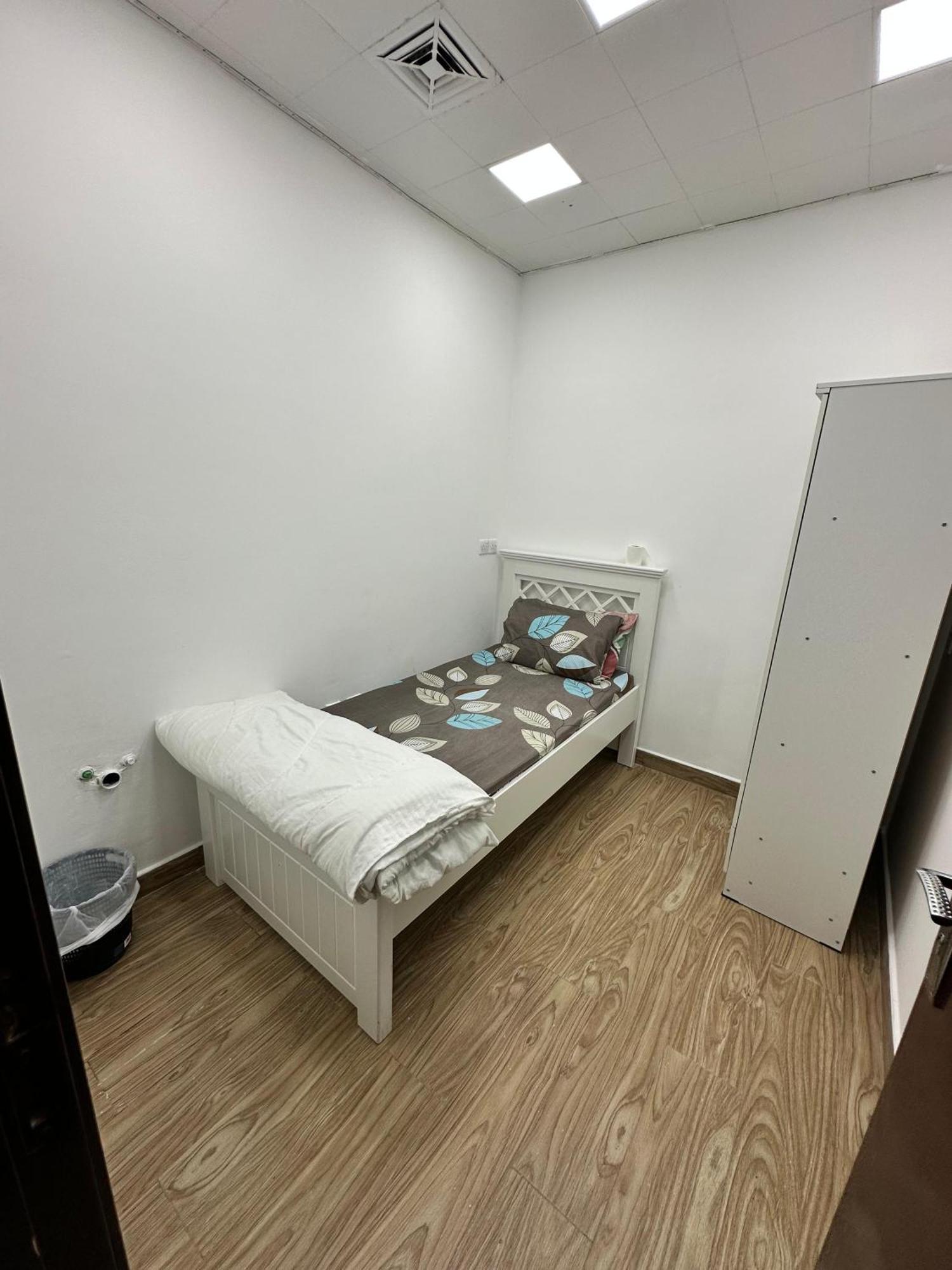 International Abu-Dhabi Hostel Villa アブダビ エクステリア 写真