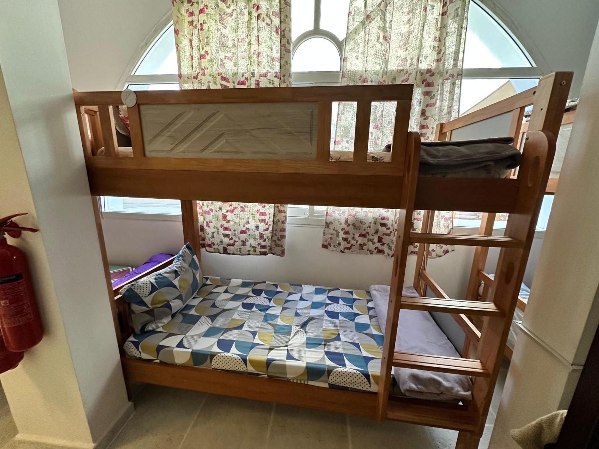 International Abu-Dhabi Hostel Villa アブダビ エクステリア 写真