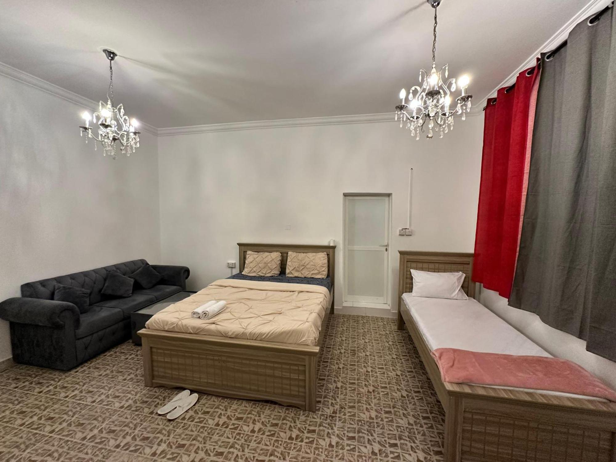 International Abu-Dhabi Hostel Villa アブダビ エクステリア 写真