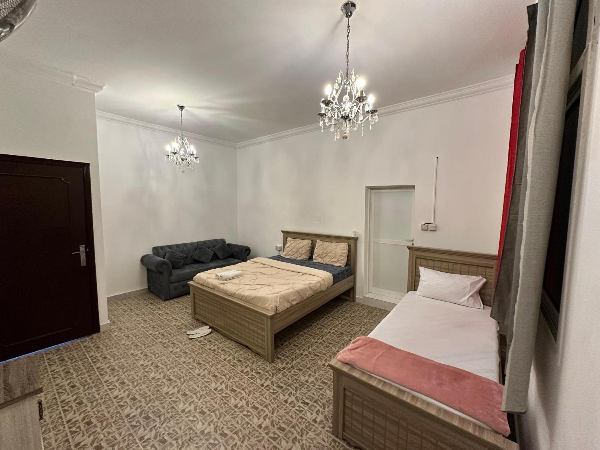 International Abu-Dhabi Hostel Villa アブダビ エクステリア 写真
