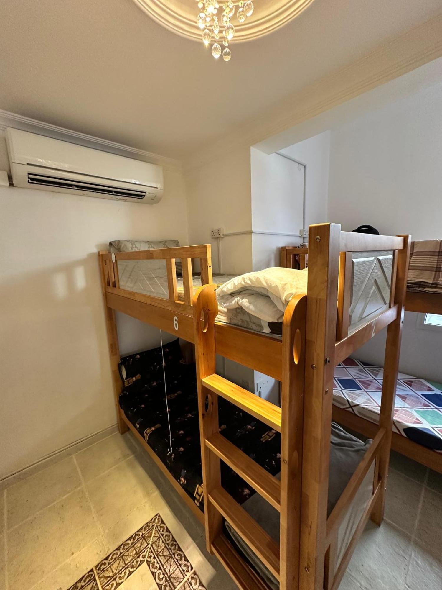 International Abu-Dhabi Hostel Villa アブダビ エクステリア 写真