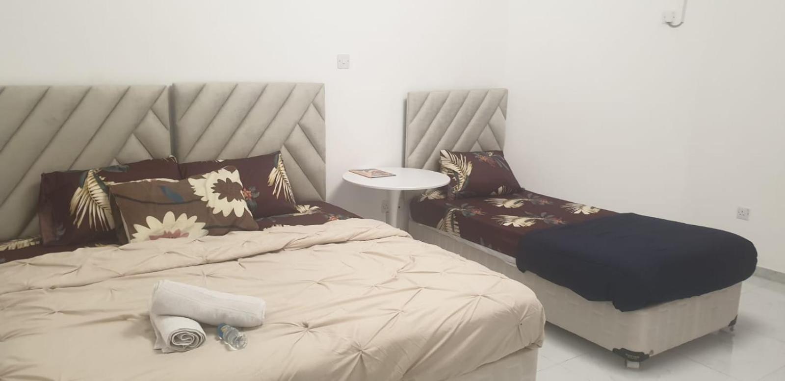 International Abu-Dhabi Hostel Villa アブダビ エクステリア 写真