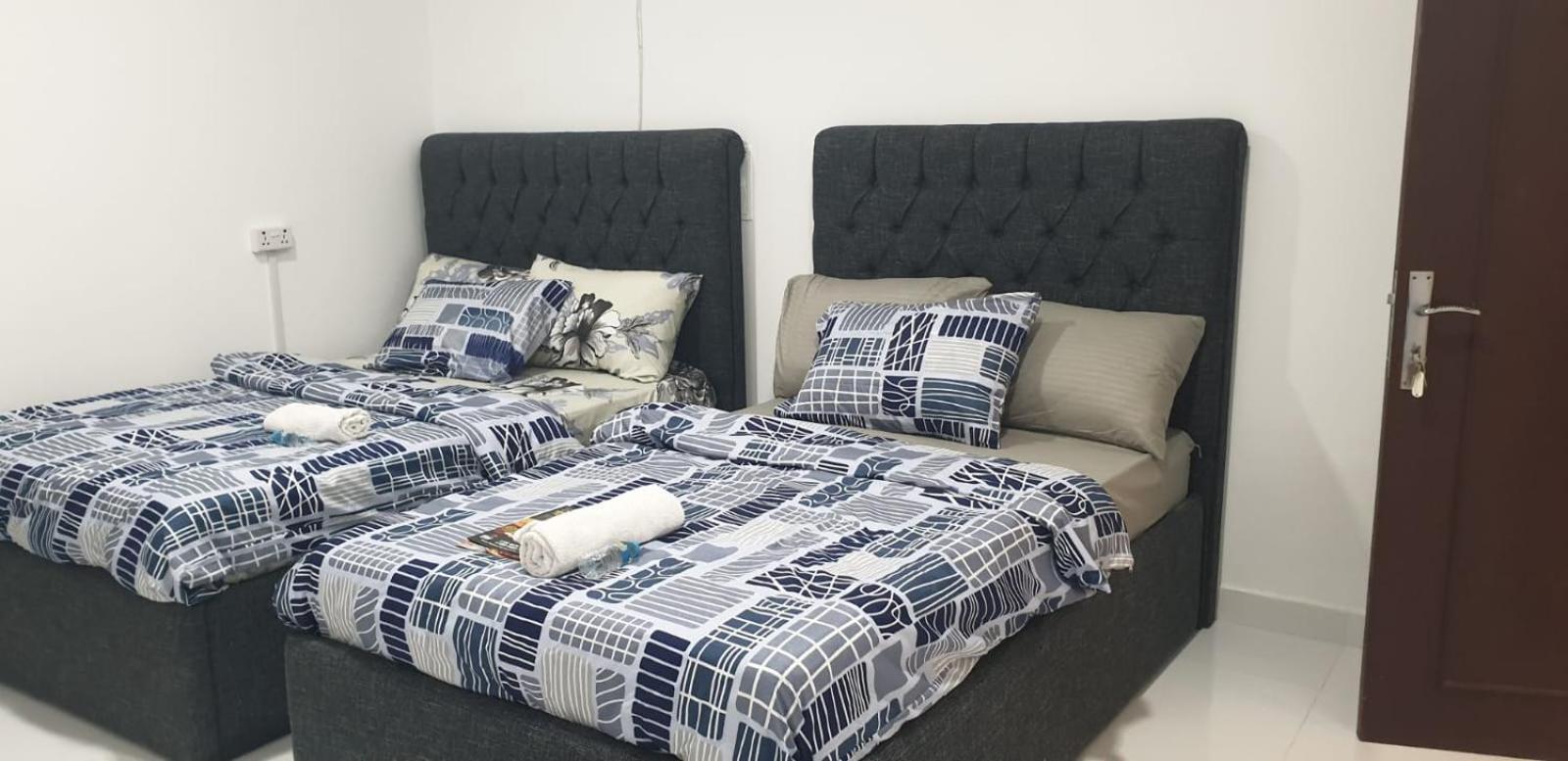 International Abu-Dhabi Hostel Villa アブダビ エクステリア 写真